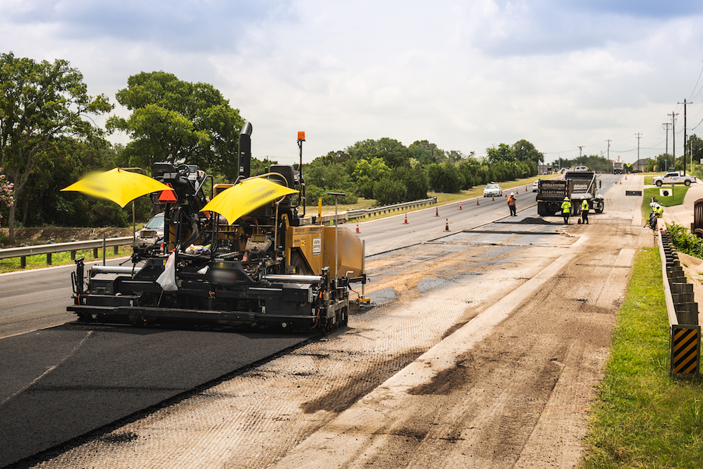 Wheel Asphalt Paver - Image 2